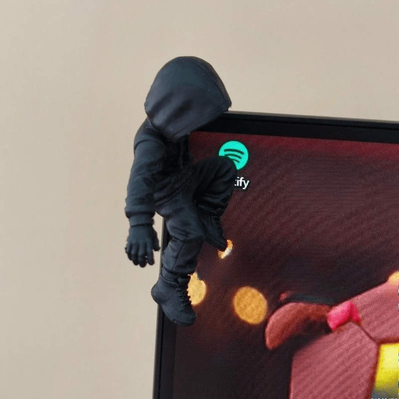 Climb Hoodie Alien Mini Statue - Vintage Gaming Accessories review and price